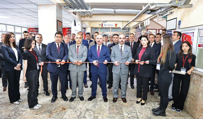Vali Ali Çalgan Genç Mucitlerle Buluştu: Bilim ve Emeğe Tam Destek