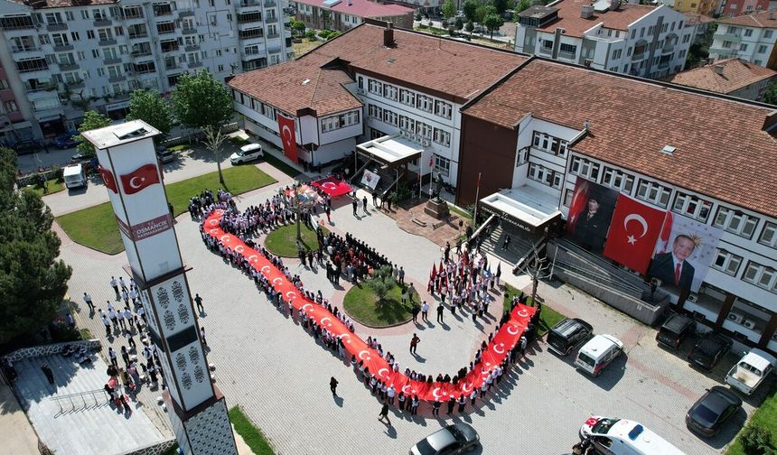 İlçelerde 19 Mayıs’a Coşkulu Kutlama