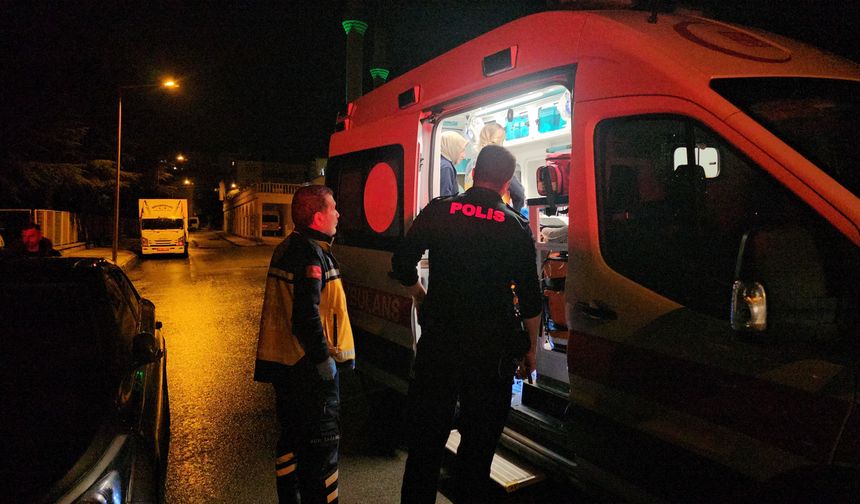 Tartışma Kanlı Bitti! 17 Yaşındaki İki Genç Bıçaklandı