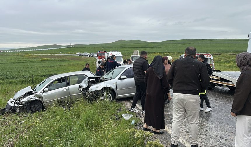 Zincirleme Kazada Can Pazarı: 7 Yaralı