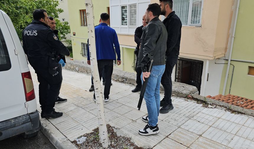 Mahalleyi Ayağa Kaldıran Olay! Pompalı Tüfekle Kurşun Yağdırdı
