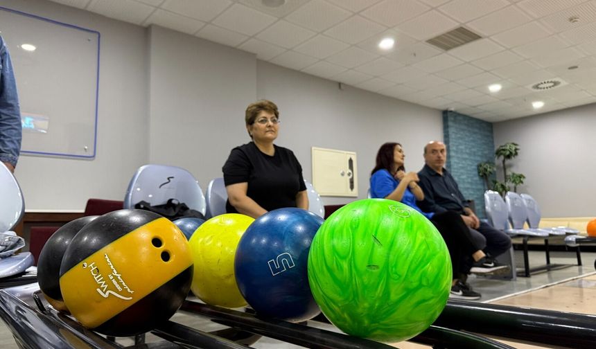 Çorum Belediyesi Anneleri Bowling Etkinliğinde Ağırladı