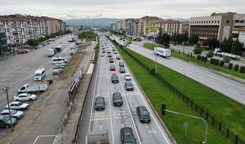 Bayram Göçü Başladı, Çorum’da Trafik Yoğunlaştı
