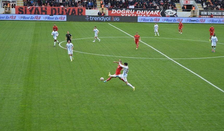Arca Çorum FK Sezonu 4. Sırada Tamamladı! Süper Lig Umudu Play-Off’a Kaldı