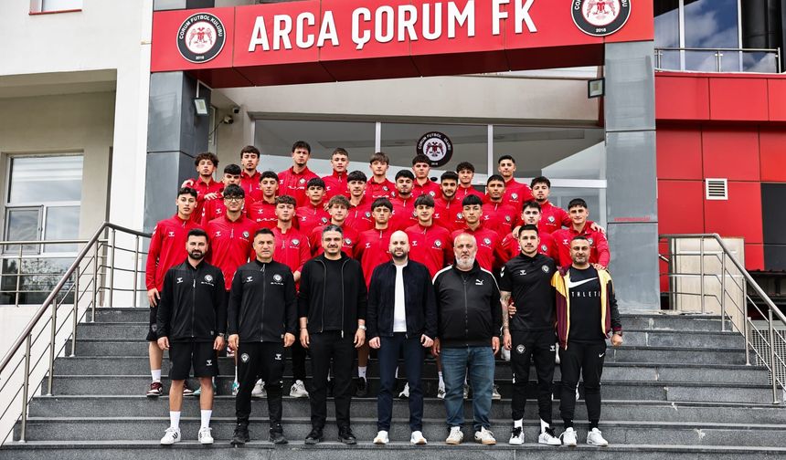 Arca Çorum Fk U17, Zorlu Göztepe Sınavı Öncesi Ankara’ya Uğurlandı