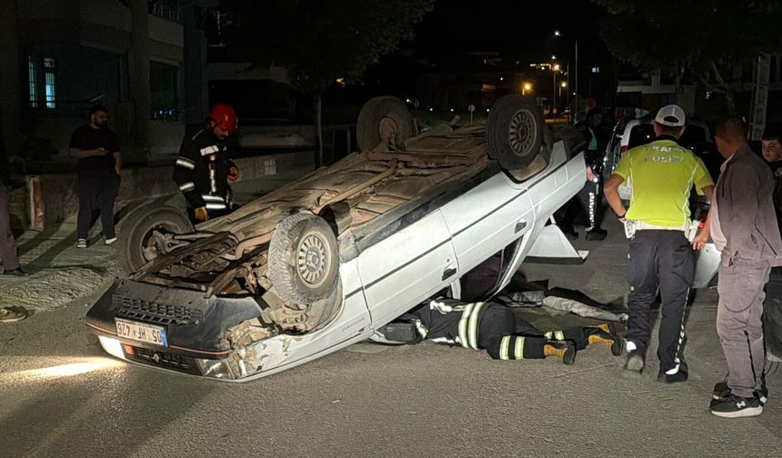 Ağaca Çarpıp Takla Atan Otomobilin Sürücüsü Firar Etti