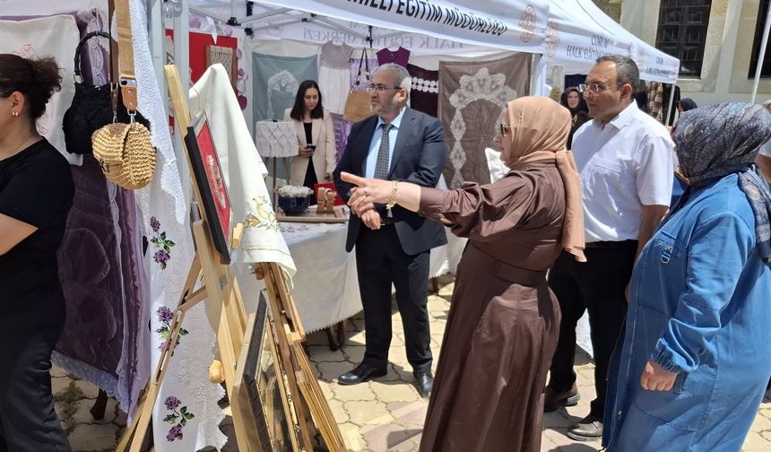 Mecitözü’nde El Emeği Eserler Beğeni Topladı