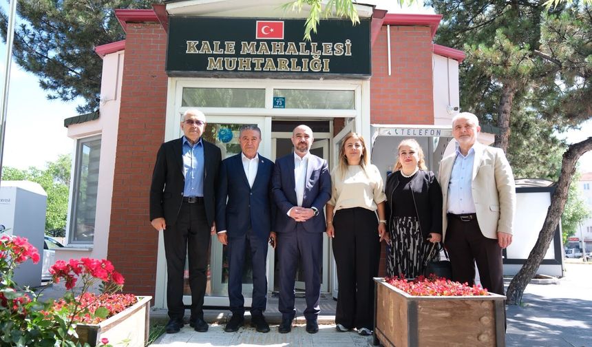 Belediye Meclis Üyeleri Mahalle Muhtarlarını Ziyarete Devam Ediyor