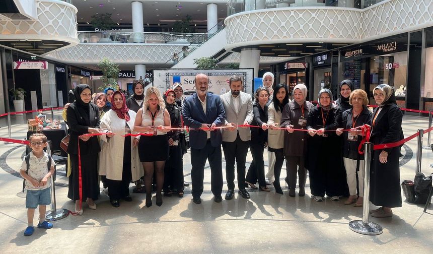 “Topraktan Sanata” Seramik Sergisi AHL Park’ta Açıldı