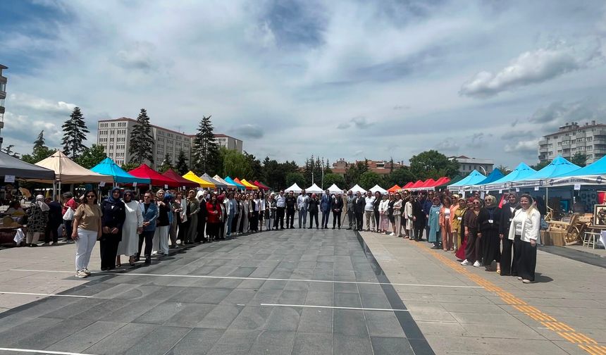 Çorum'da Halk Eğitimi Yıl Sonu Sergisine Yoğun İlgi