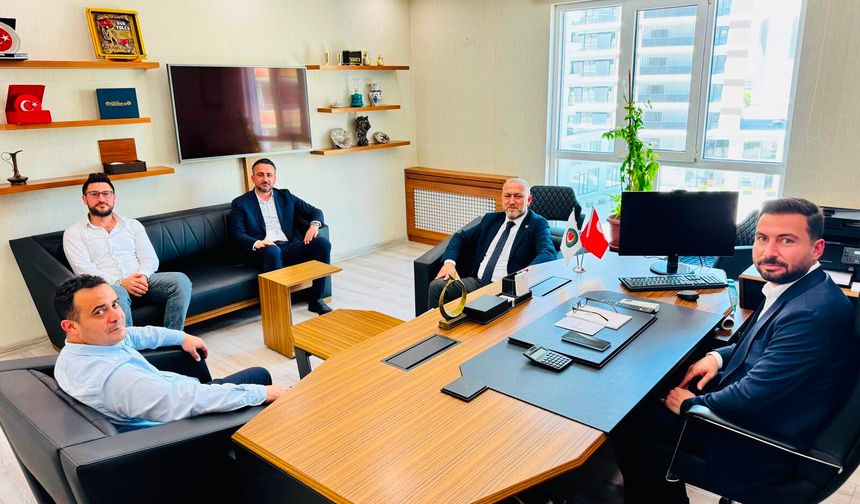 Yeniden Refah Partisi’nden Hizmet-İş Sendikası’na Hayırlı Olsun Ziyareti