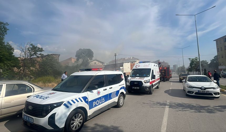 Boş Evde Çıkan Yangın Mahalleliyi Sokağa Döktü