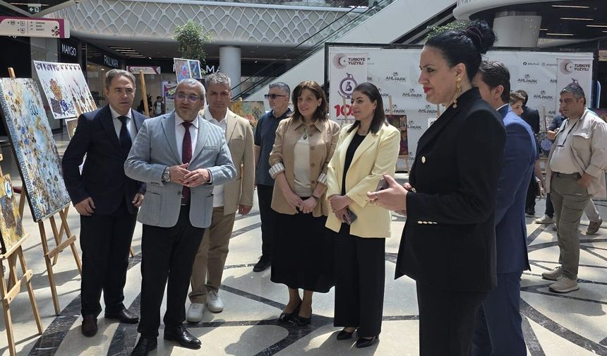 "Selçuklu'nun İzinde" Geleneksel Türk Sanatları Sergisi Açıldı
