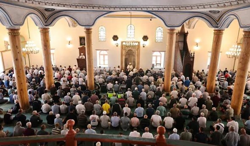 15 Temmuz Şehitleri İçin Ulu Camii'nde Dualar Edildi