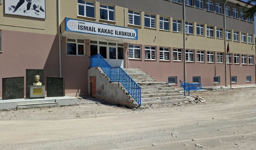 Çorum'da Okul Bahçeleri Yenileniyor