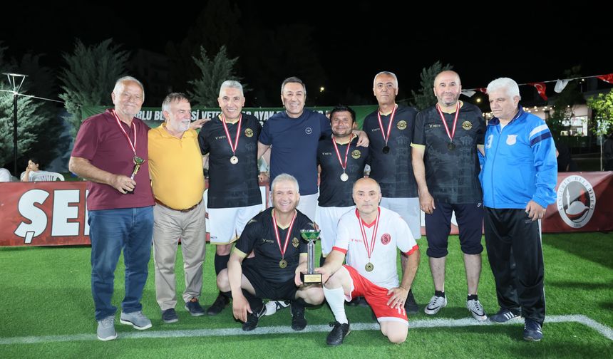 Veteranlar Ayak Tenisi Onur Turnuvası Tamamlandı