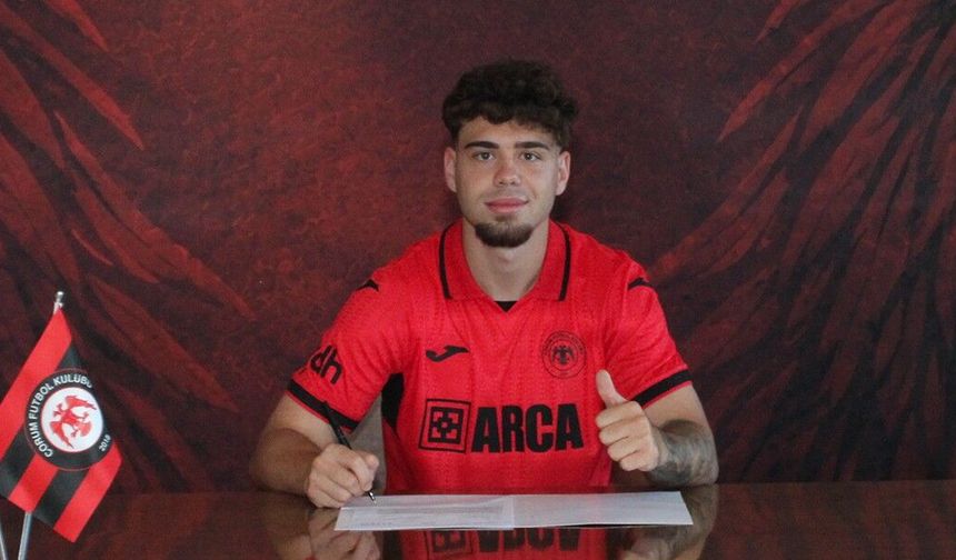 Çorum FK, Rumen Milli Futbolcu Andrei Borza'yı Renklerine Bağladı