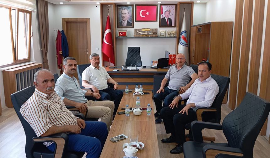 Cumhurbaşkanlığı ve AK Parti Heyeti Toydemir'le Bir Araya Geldi
