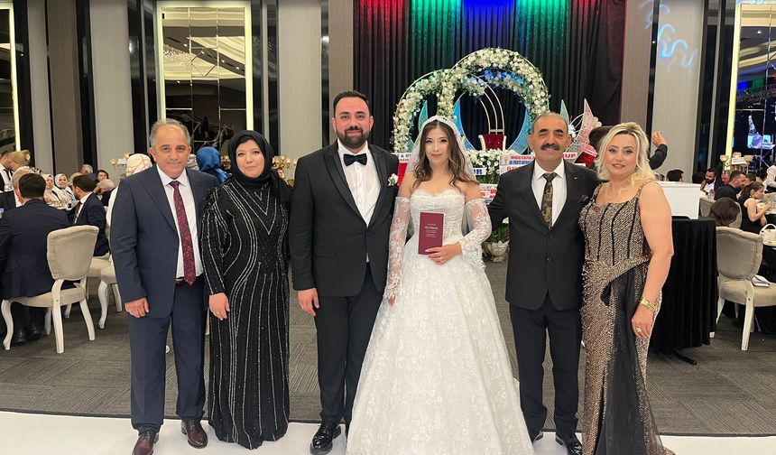 Pelin Kantar ile Elvan Atalay Dünyaevine Girdi