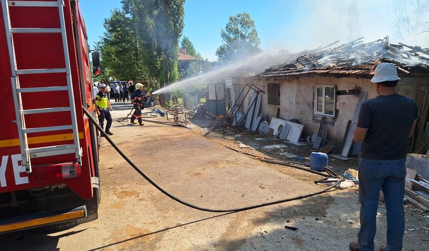 Mermer Dükkanı Kullanılamaz Hale Geldi
