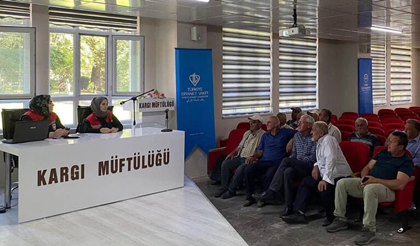 Kargı'da Üreticilere B-Reçete Eğitimi Veriliyor