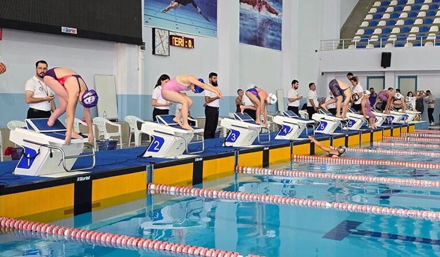 Demirkıran’dan Başarılı Sporculara Ödül