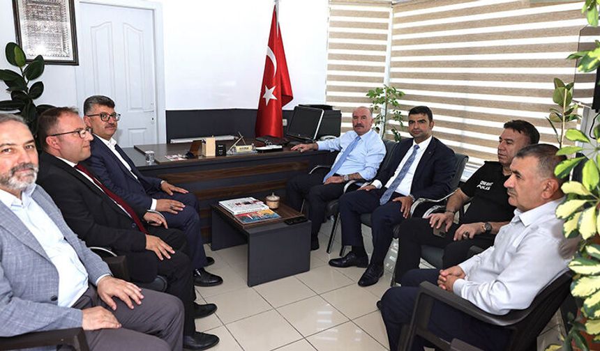 Vali Çalgan Muhtarları Ziyaret Etti