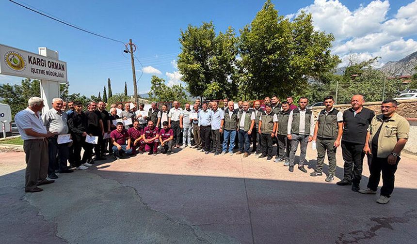 Kargı’da Orman Köylüsüne 1 Adet Traktör 16 Adet Tambur Verildi