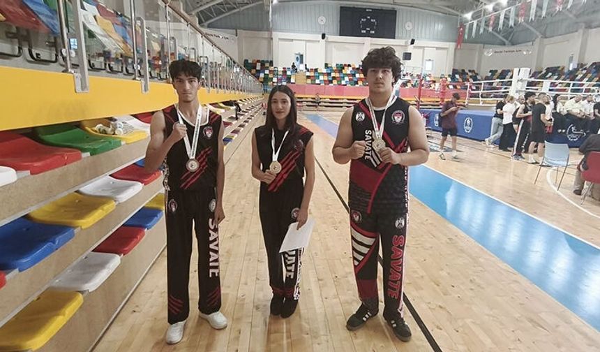 Savate Gençler Şampiyonasında Çorum’a 3 Madalya