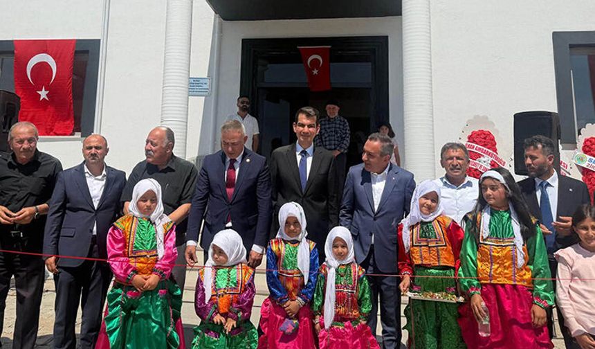 Satılmış Kalınsazlıoğlu Kültür Merkezi Törenle Açıldı