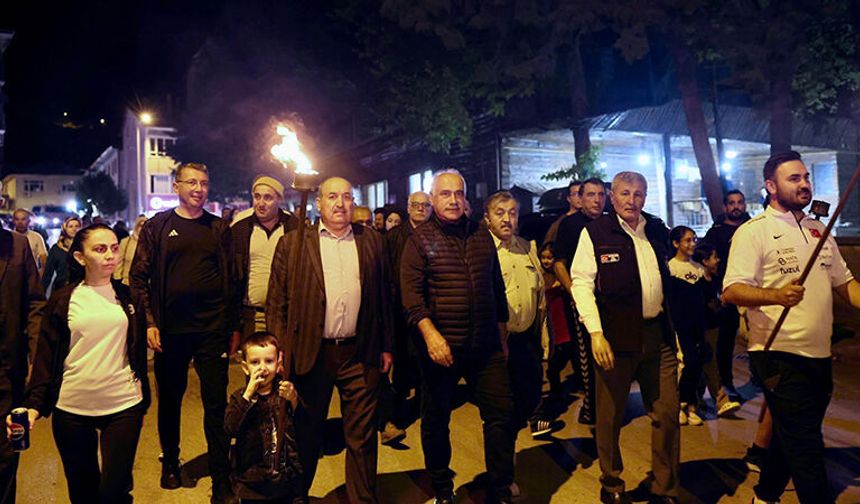 Önce Fener Alayı Ardından Sinema