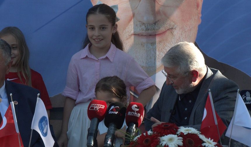 Manifest'i Getirmedi Ama, Çocukların Bu İsteğini Geri Çevirmedi!