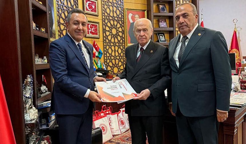 Muhsin Dere’den Bahçeli’ye Ziyaret