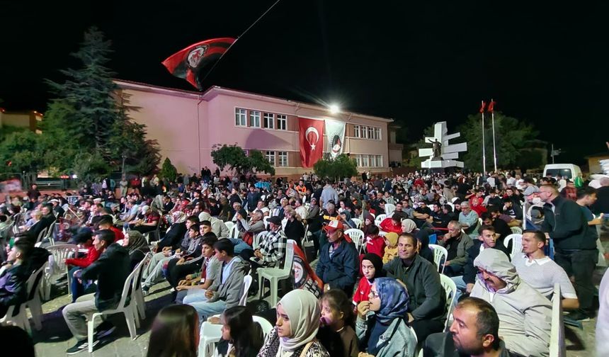 Sungurlu Tek Yürek Oldu! Kalabalık Atatürk Meydanı’na Sığmadı