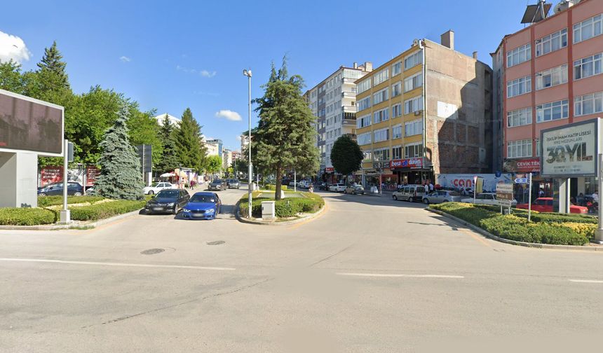 Eski Diş Hastanesi Gazi Caddesi Arası Yarın Trafiğe Kapalı