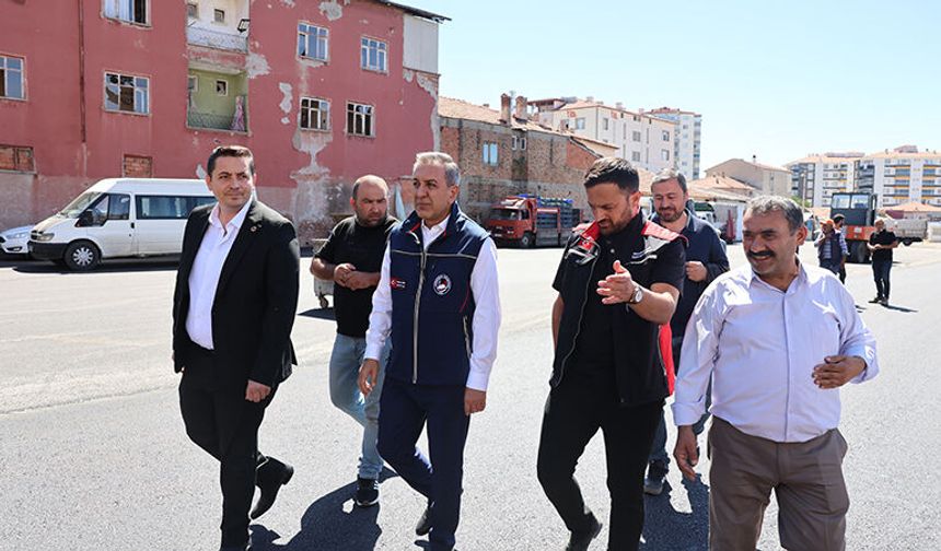 Sungurlu’da Eski Sanayi Ve Perşembe Pazarı Sıcak Asfalta Kavuşuyor