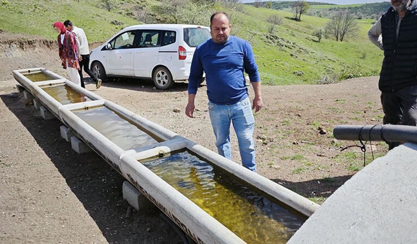 Alaca ve Ortaköy’de Meralara Su Olukları Yerleştirildi