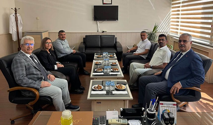 Ahlatcı, Göğüs Hastalıkları Hastanesi'ni Ziyaret Etti