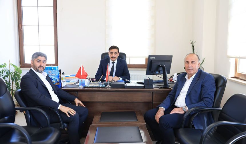 Başkan Arslan’dan Yeni Vergi Dairesi Müdürüne Hayırlı Olsun Ziyareti