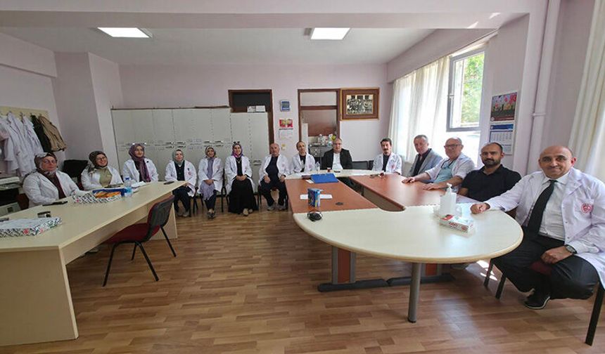 Başkan Ünlü Okulları Ziyaret Etti