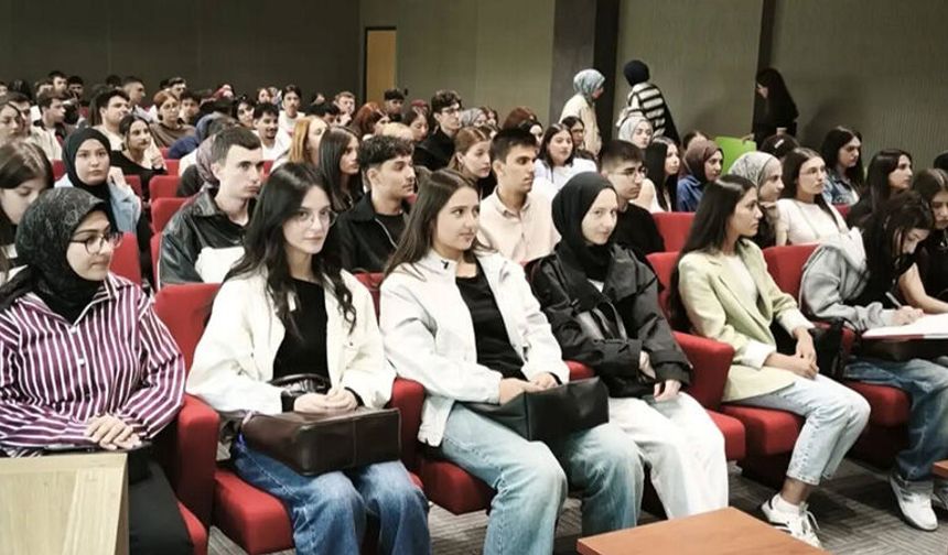 HİTÜ Öğrencilerine İletişim ve Şiddet Farkındalığı Eğitimi