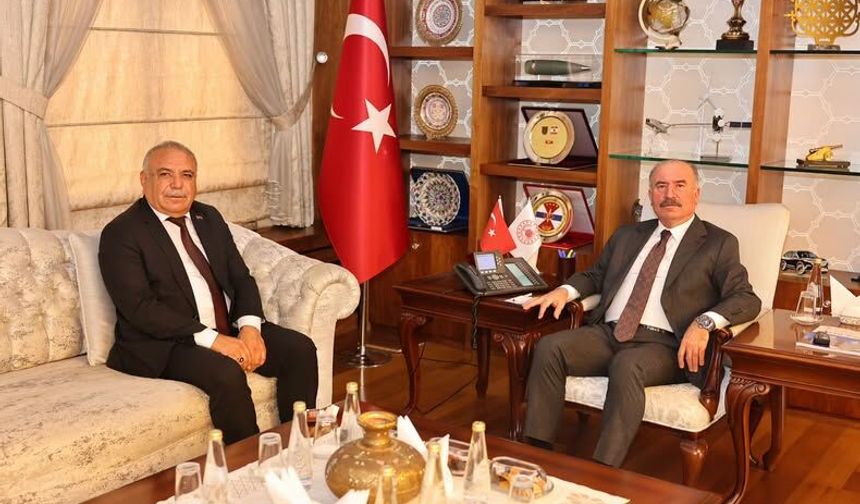 Başkan Çetinkaya Vali Çalgan’a Projelerini Anlattı