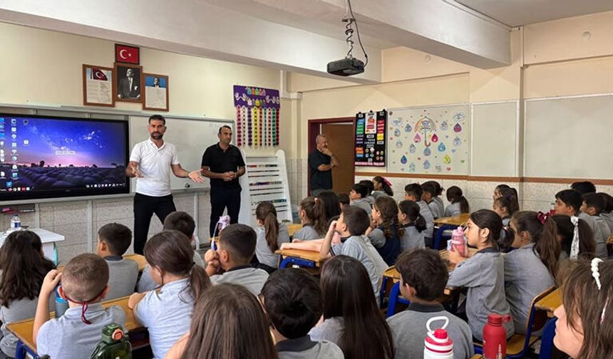 Yazar’ca Sohbetler Osmancık’ta Çocukların Kalbine Dokundu