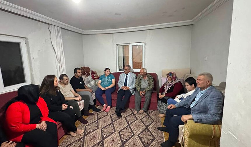 AK Parti Çorum Milletvekili Yusuf Ahlatcı’dan Erbay Ailesine Anlamlı Ziyaret