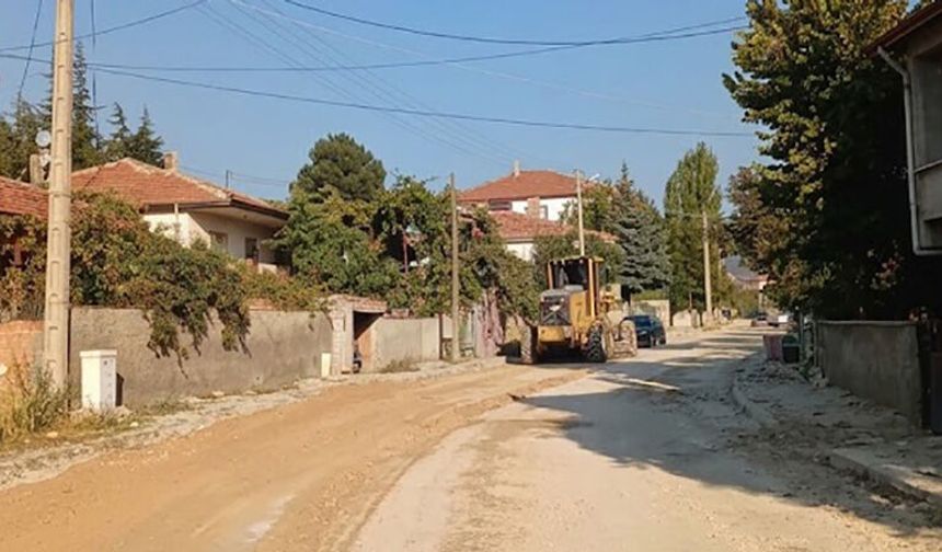 Ortaköy’de Hastane Yolu Asfaltlaniyor