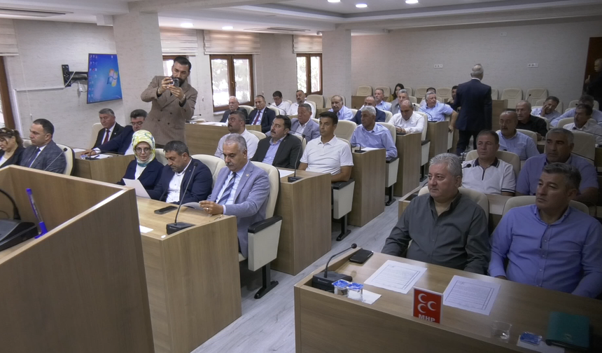 Mecliste Kritik Gündem: Asfalt Yapımında Kilometreler Düşürüldü!