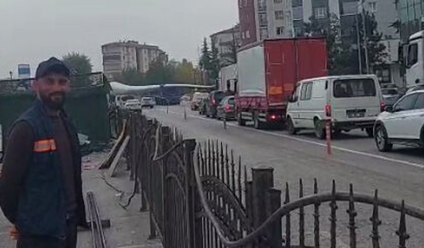 Rüzgar türbini kanatları yine trafiği kilitledi