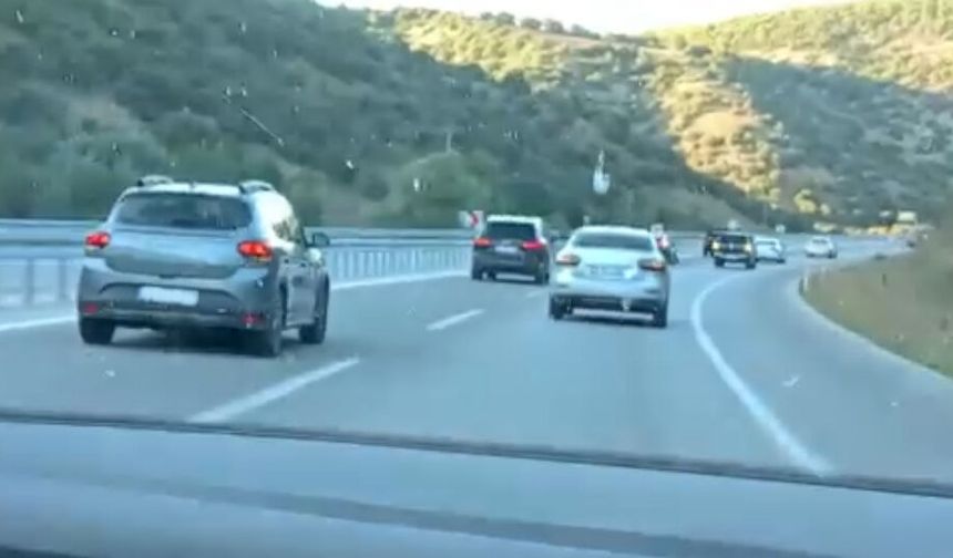 Düğün Eğlencesi Kabusa Döndü! İki Şeridi  Kapatıp Yol Vermediler