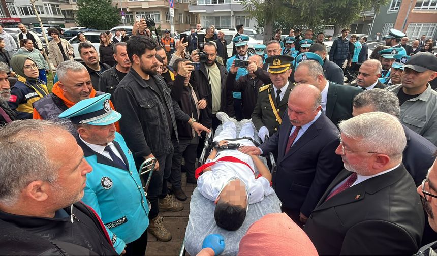 Baygınlık geçiren öğrenciye protokol ilgisi