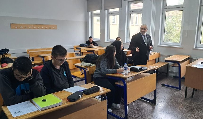 Çağlar, destekleme kurslarını ziyaret etti